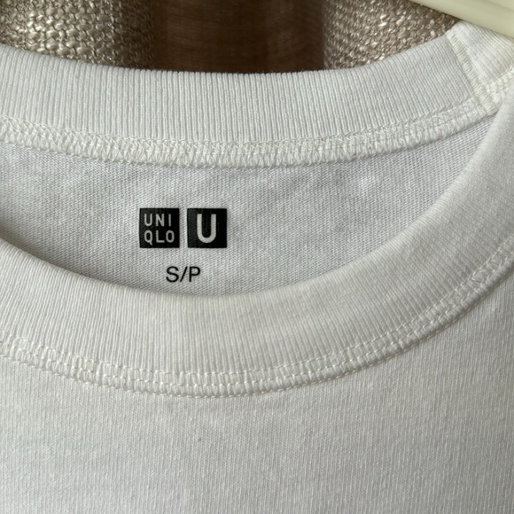 Uniqlo U Men’s Crew Neck Short Sleeve T-shirt - Picture 3 of 6